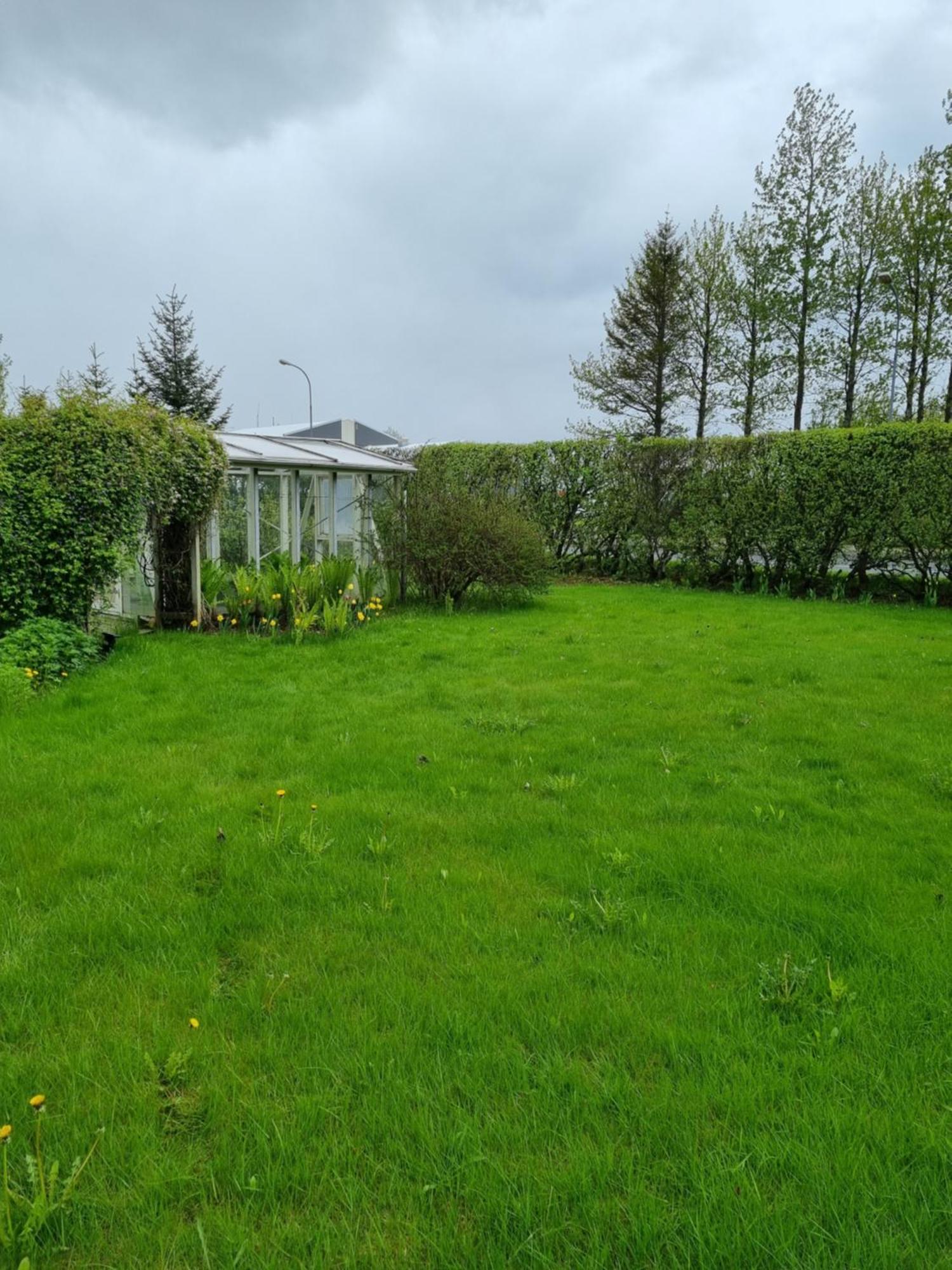 Spoi Guesthouse Hvolsvöllur Eksteriør bilde